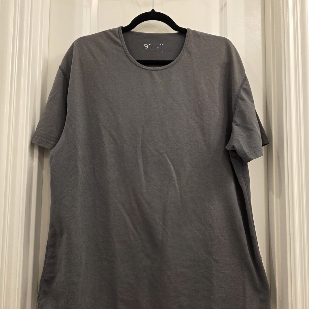 BYLT Basics Gray Crew Neck Short Sleeve Tee
